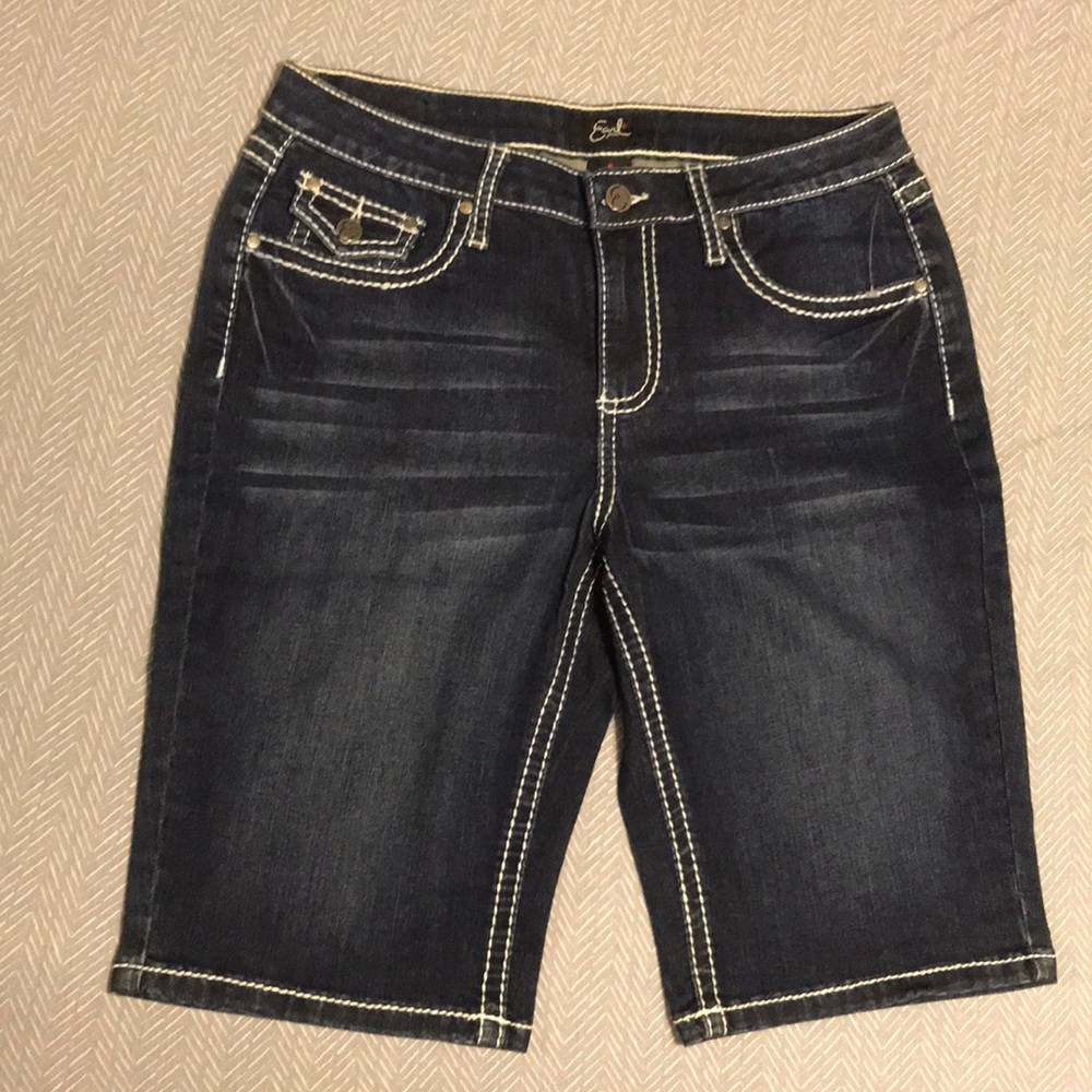 Brand new without tags Earl Jean Bermuda shorts